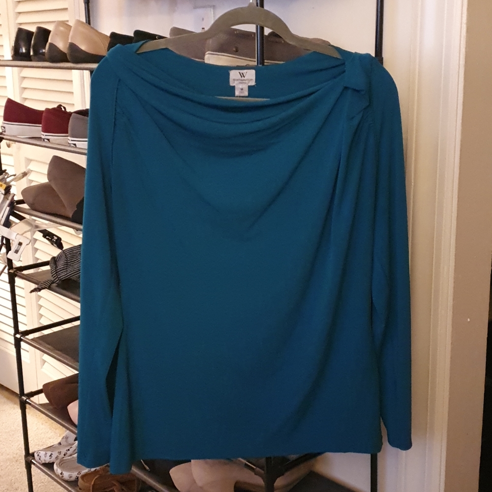 Size M Dark Blue/Green Blouse